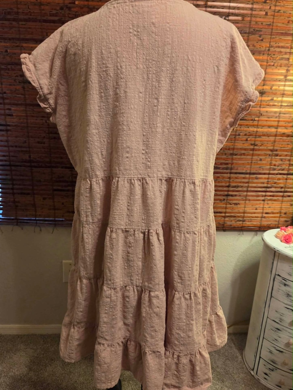 Knox Rose Light Peachy Cream Floral Embroidered Top - Picture 4 of 7